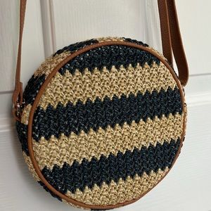 Round Cross body purse